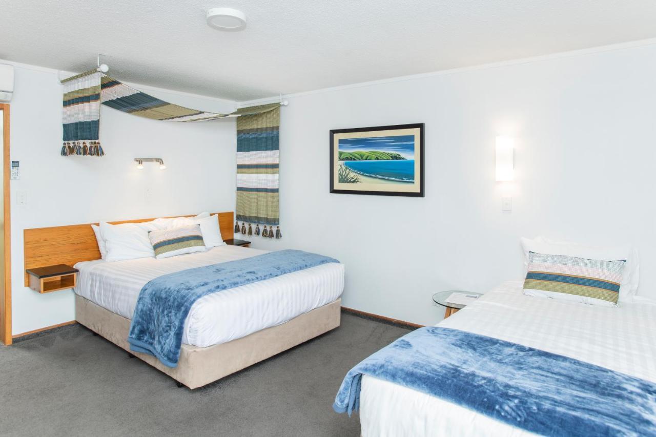 Waikanae Beach Motel Гисборн Экстерьер фото